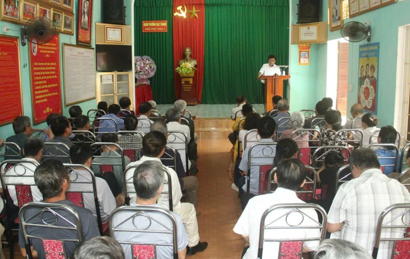 Nâng cao chất lượng sinh hoạt chi bộ: Vẫn còn nhiều khó khăn