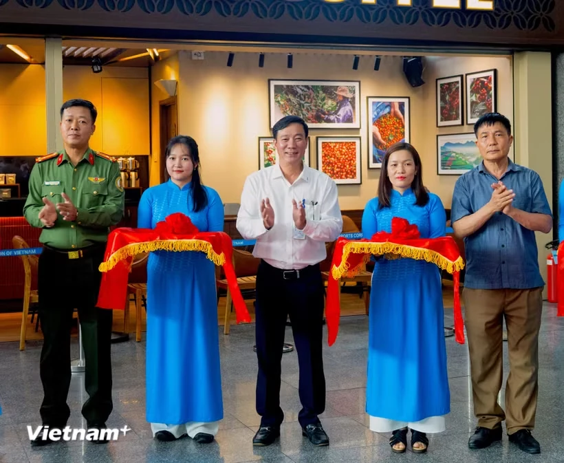 Sân bay Đà Nẵng ưu tiên cho hành khách dùng sinh trắc học làm thủ tục lên máy bay