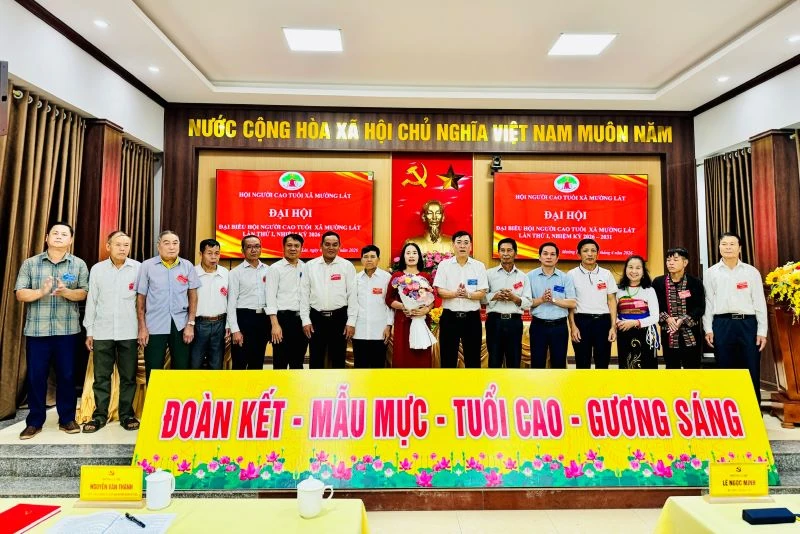 Người cao tuổi Mường Lát: Lan tỏa “bóng cả - gốc bền” trong nhiệm kỳ mới