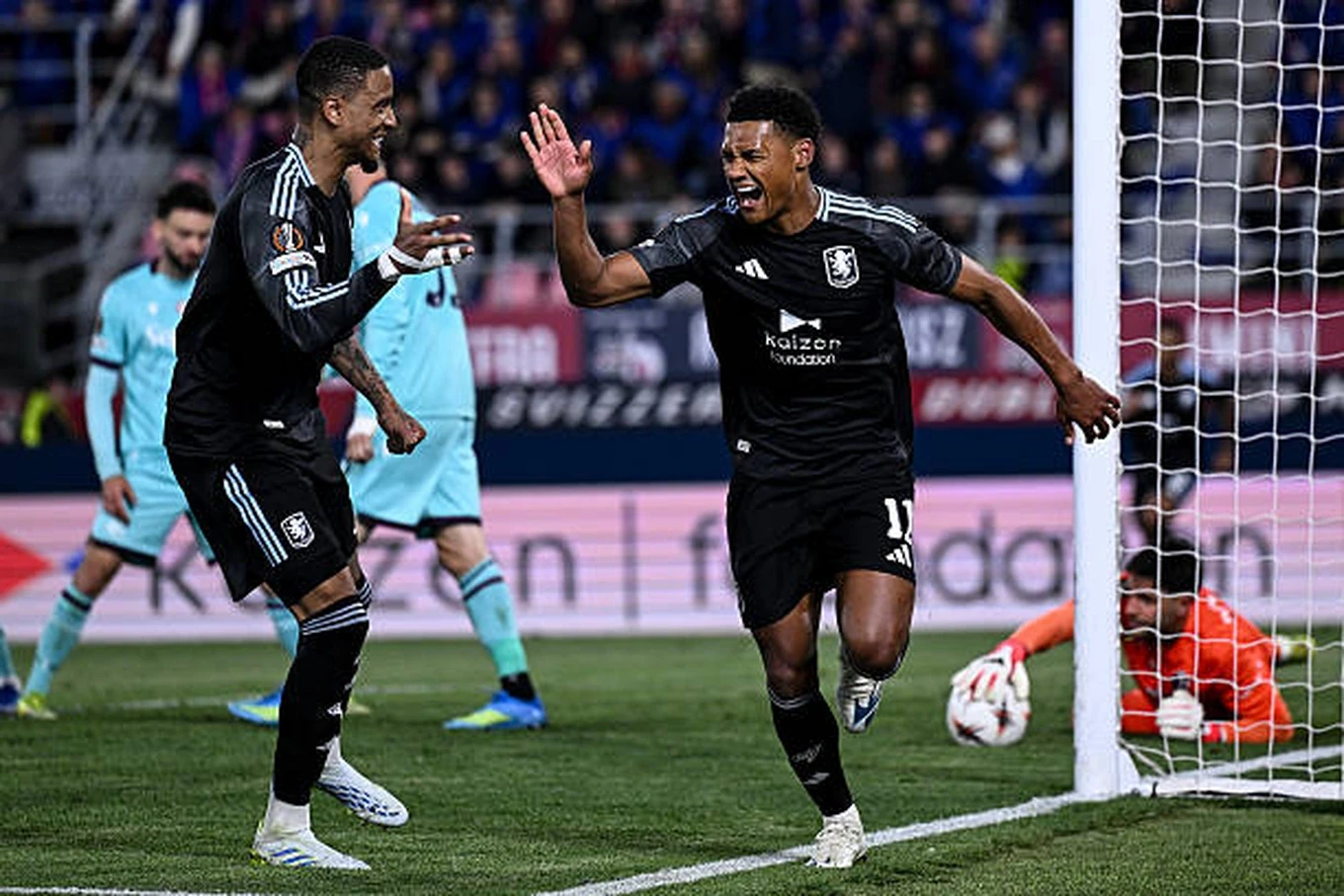 SLNA và Tây Ninh tiến thẳng vào Bán kết U15 Quốc gia 2026; Chicharito tái xuất World Cup 2026 với vai trò mới