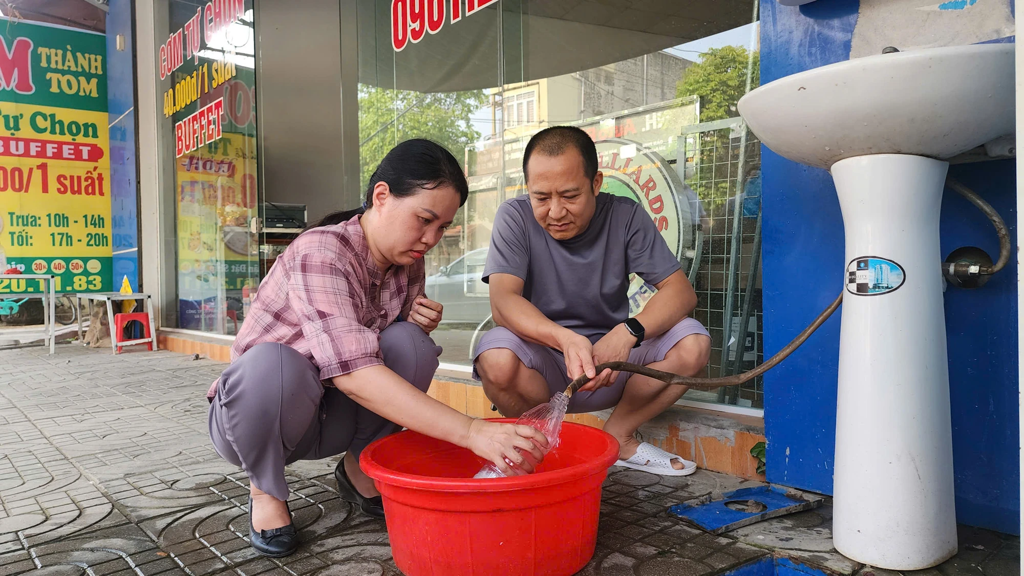 Thanh Hoá: Kiểm tra, làm rõ hiện tượng nước sinh hoạt xuất hiện bọt trắng