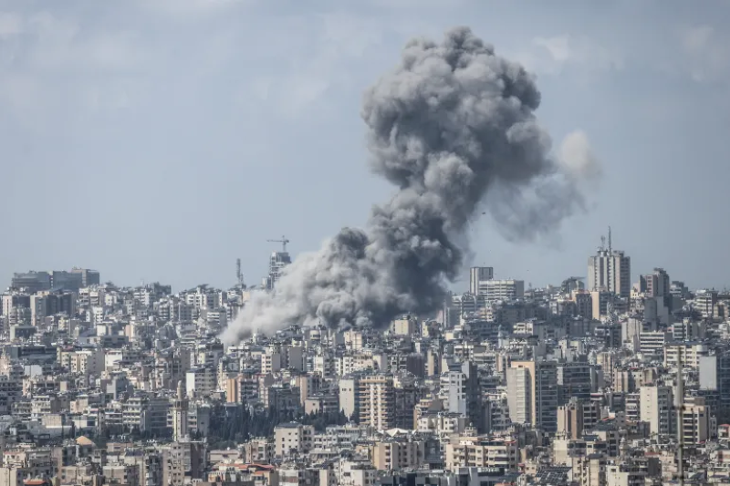 Israel không kích dữ dội Lebanon khiến hơn 250 người thiệt mạng, đe dọa lệnh ngừng bắn Mỹ- Iran