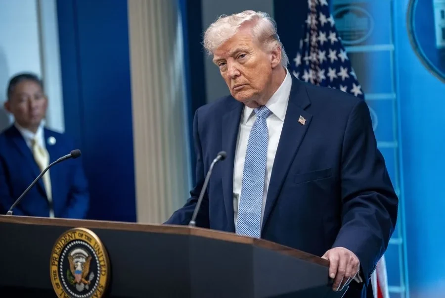 Mỹ tuyên bố áp thuế 50% với các nước cung cấp vũ khí cho Iran