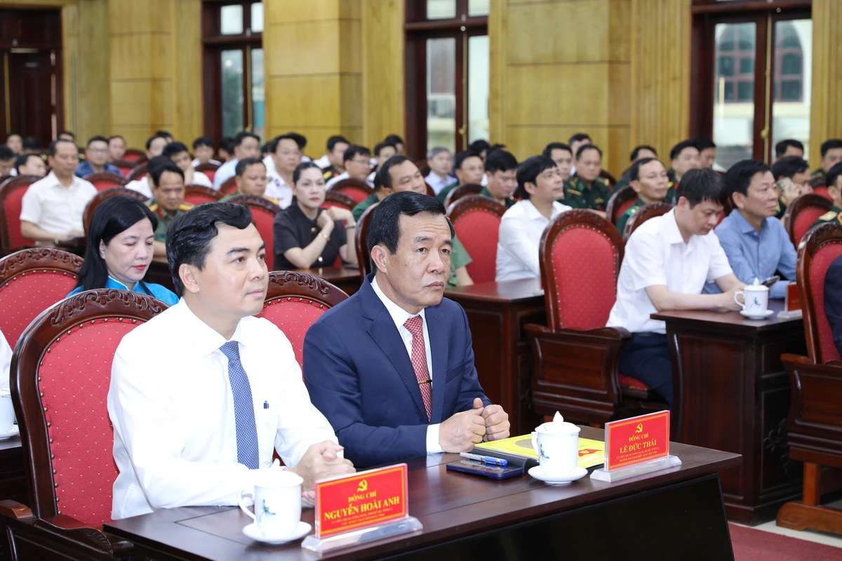 Bộ Chính trị điều động, phân công đồng chí Thượng tướng Lê Đức Thái giữ chức Bí thư Tỉnh ủy Thanh Hóa