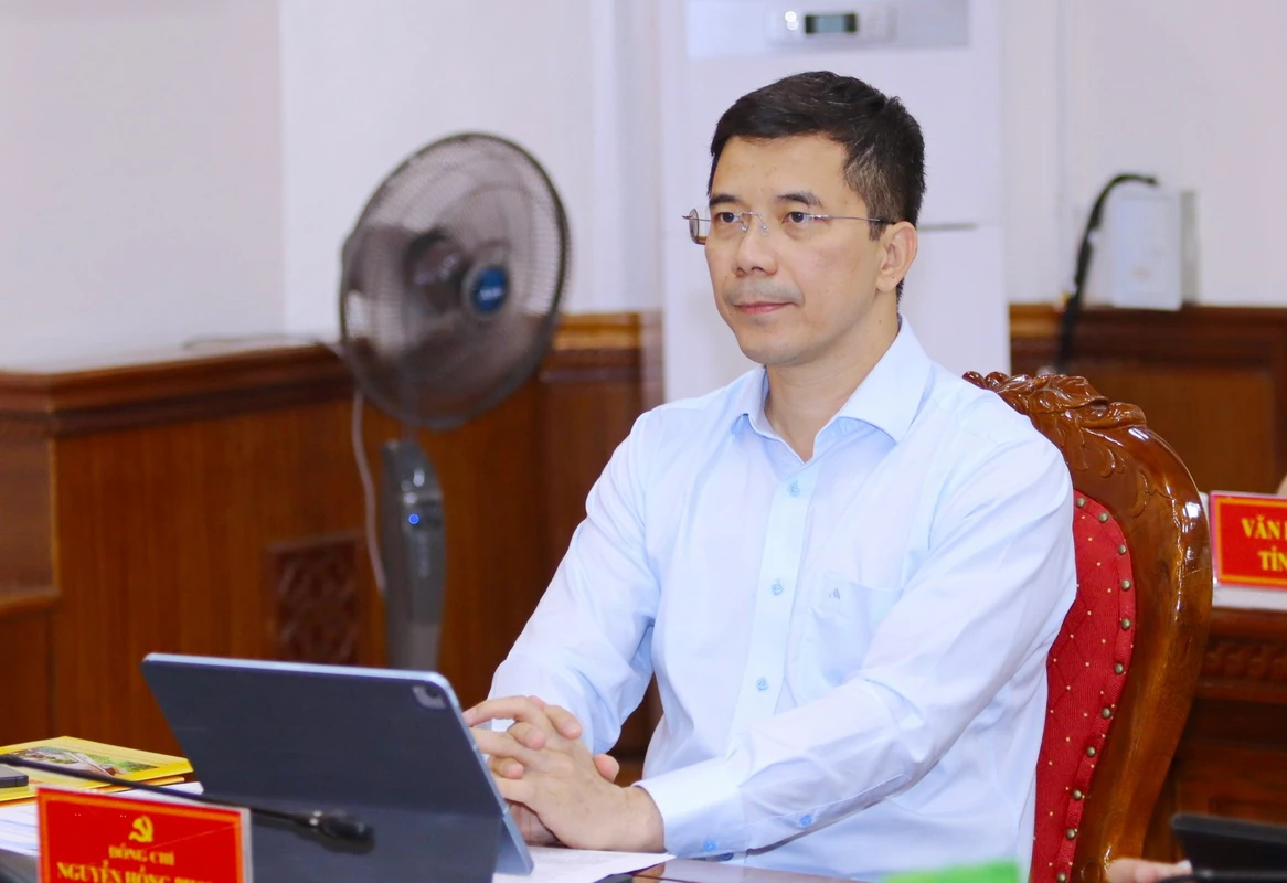 Hội nghị Ban Thường vụ Tỉnh ủy cho ý kiến về chính sách chuyển đổi nghề, giải bản tàu cá và nhiều nội dung quan trọng khác