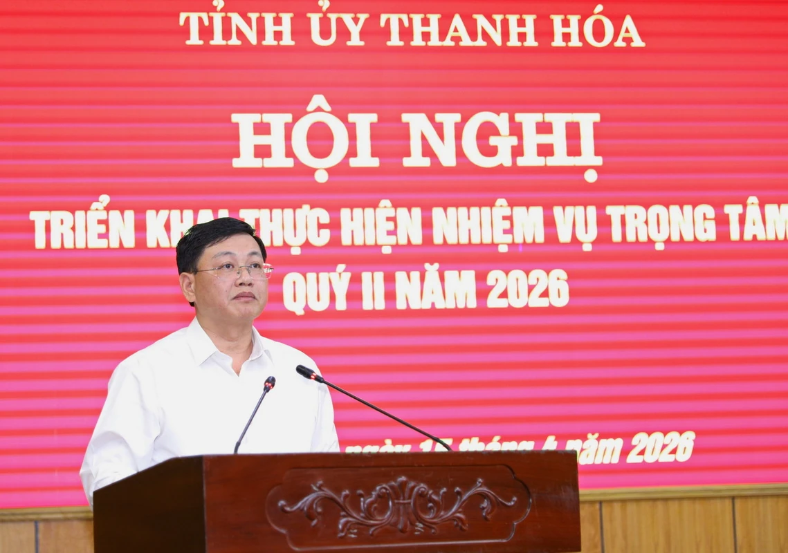 Tiếp tục củng cố, giữ vững và phát huy cao nhất tinh thần đoàn kết, thống nhất trong toàn Đảng bộ