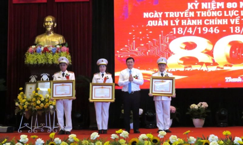 Kỷ niệm 80 năm Ngày truyền thống lực lượng Cảnh sát QLHC về TTXH