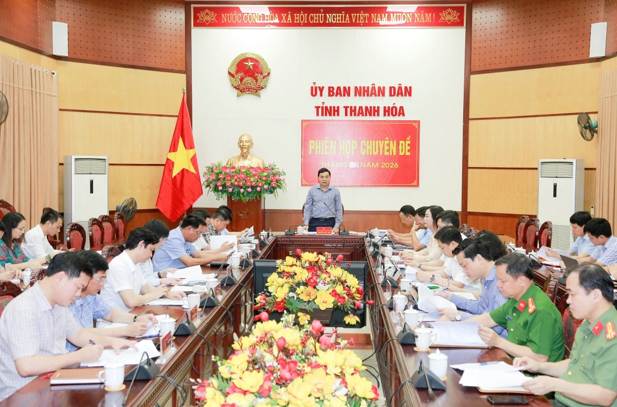 Phiên họp chuyên đề UBND tỉnh: Cho ý kiến vào các tờ trình về công tác phân cấp quản lý tổ chức bộ máy