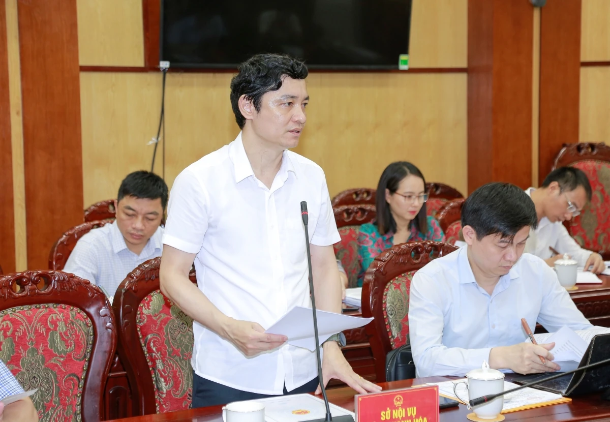 Phiên họp chuyên đề UBND tỉnh: Cho ý kiến vào các tờ trình về công tác phân cấp quản lý tổ chức bộ máy