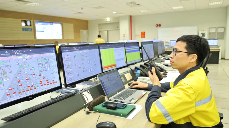 Bảo đảm cung ứng điện trước áp lực phụ tải