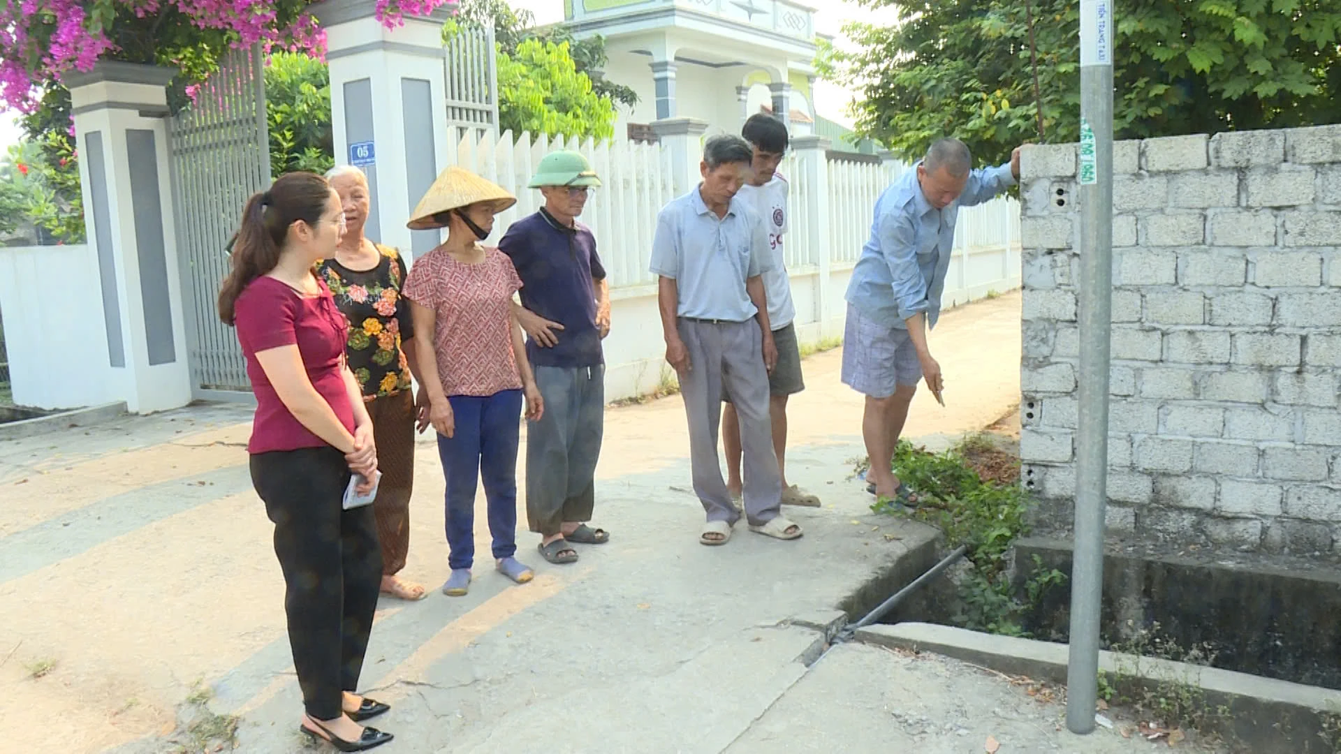 Mất nước sạch kéo dài: Bao giờ được giải quyết?