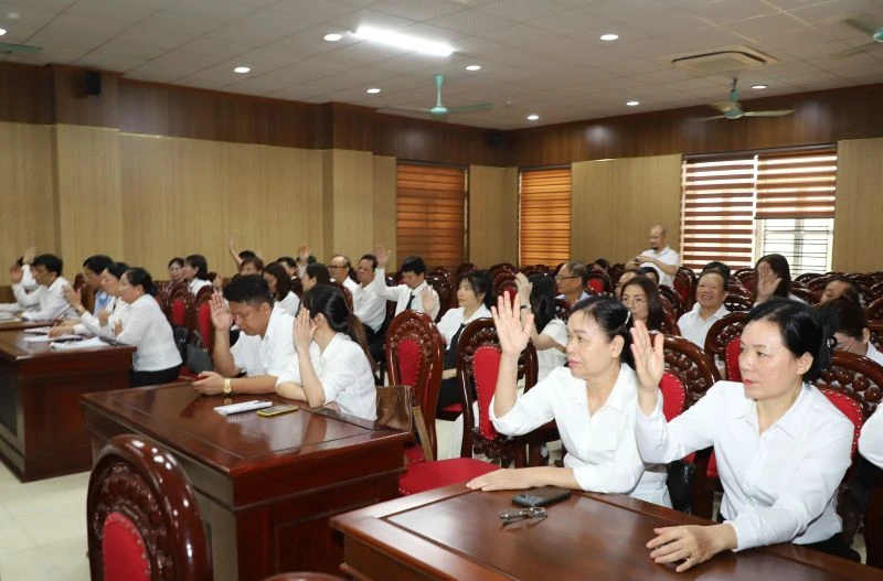 Bà Nguyễn Thị Hương tái đắc cử chức Trưởng Đoàn Hội thẩm Tòa án nhân dân tỉnh Thanh Hóa