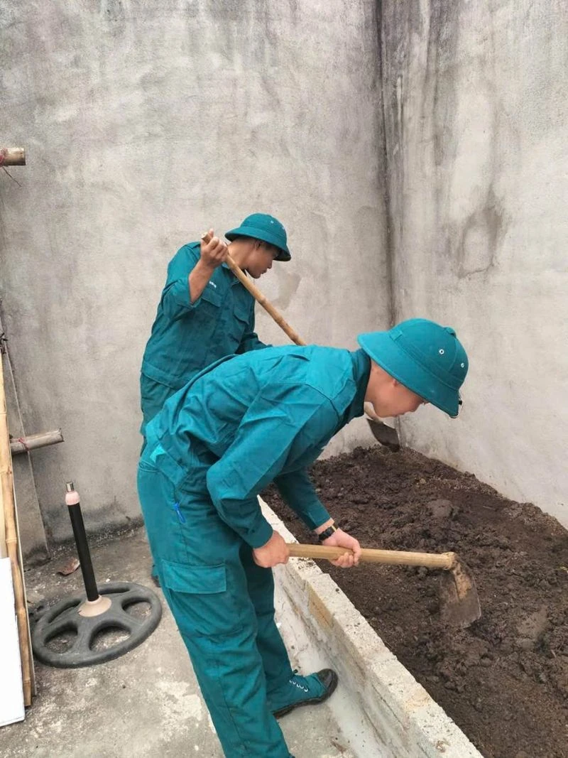 Trao cần câu sinh kế – Mô hình nuôi giun quế giúp hộ nghèo vươn lên
