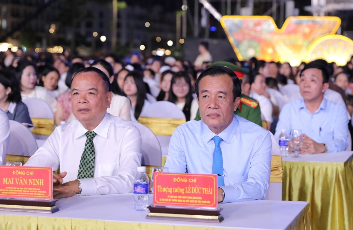 Khai mạc Lễ hội du lịch Sầm Sơn năm 2026: “Sầm Sơn - Khát vọng rực rỡ”