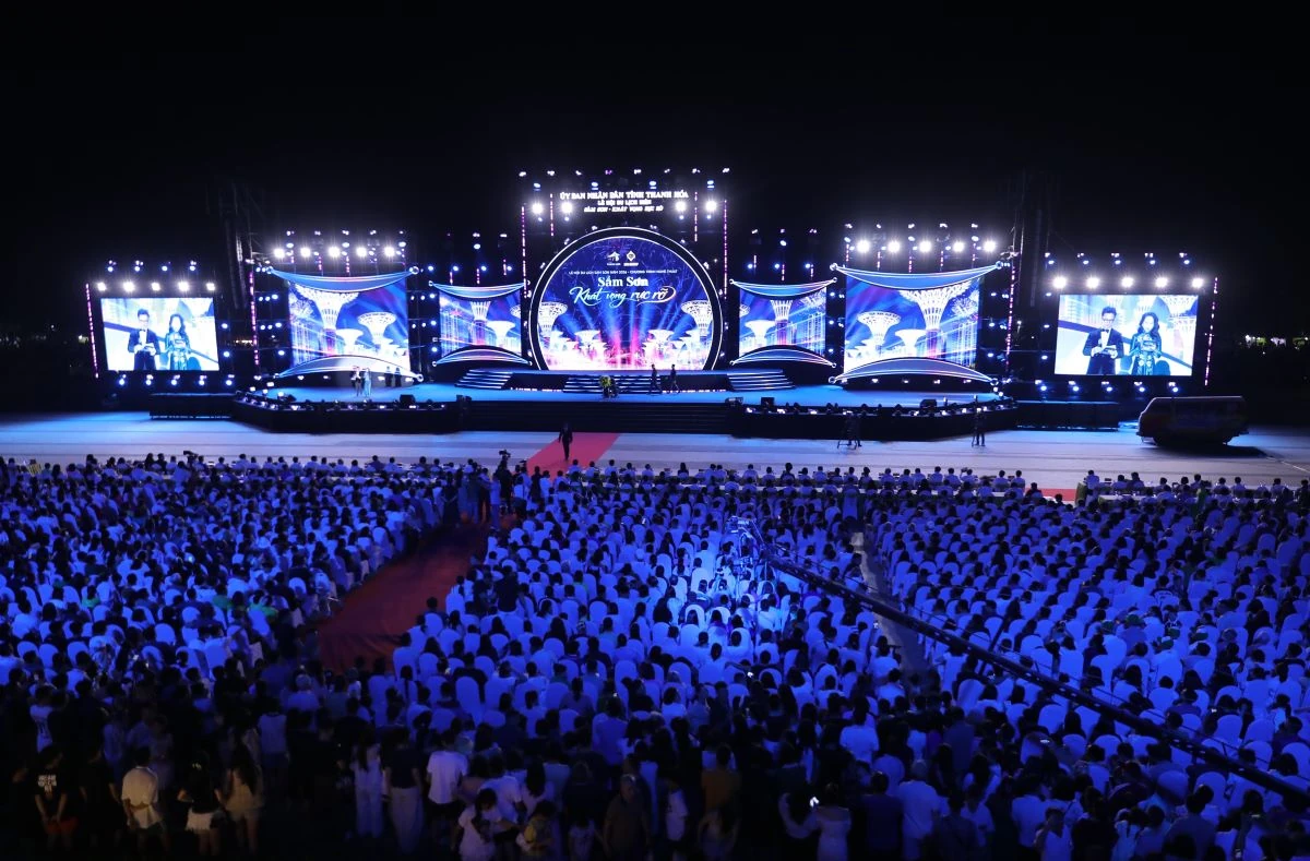 Khai mạc Lễ hội du lịch Sầm Sơn năm 2026: “Sầm Sơn - Khát vọng rực rỡ”