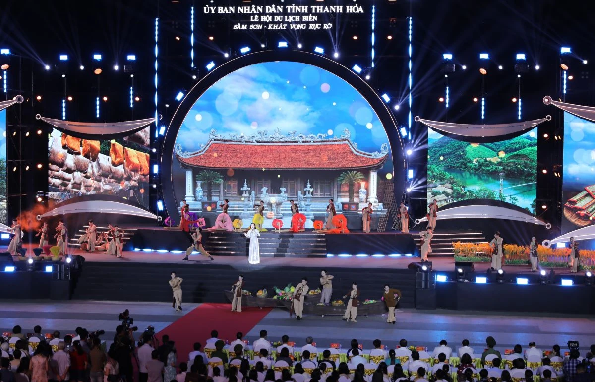 Khai mạc Lễ hội du lịch Sầm Sơn năm 2026: “Sầm Sơn - Khát vọng rực rỡ”