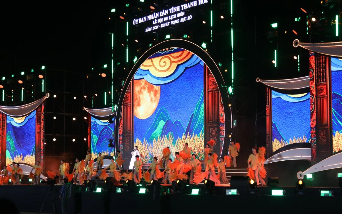 Khai mạc Lễ hội du lịch Sầm Sơn năm 2026: “Sầm Sơn - Khát vọng rực rỡ”