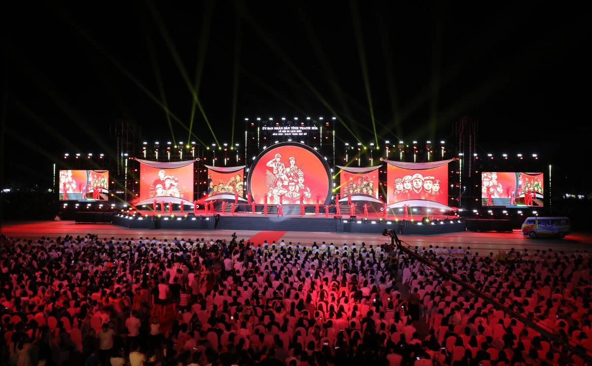 Khai mạc Lễ hội du lịch Sầm Sơn năm 2026: “Sầm Sơn - Khát vọng rực rỡ”