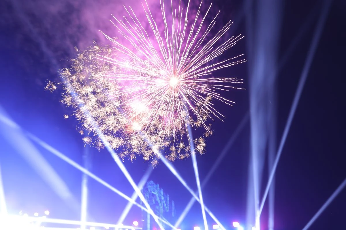 Khai mạc Lễ hội du lịch Sầm Sơn năm 2026: “Sầm Sơn - Khát vọng rực rỡ”