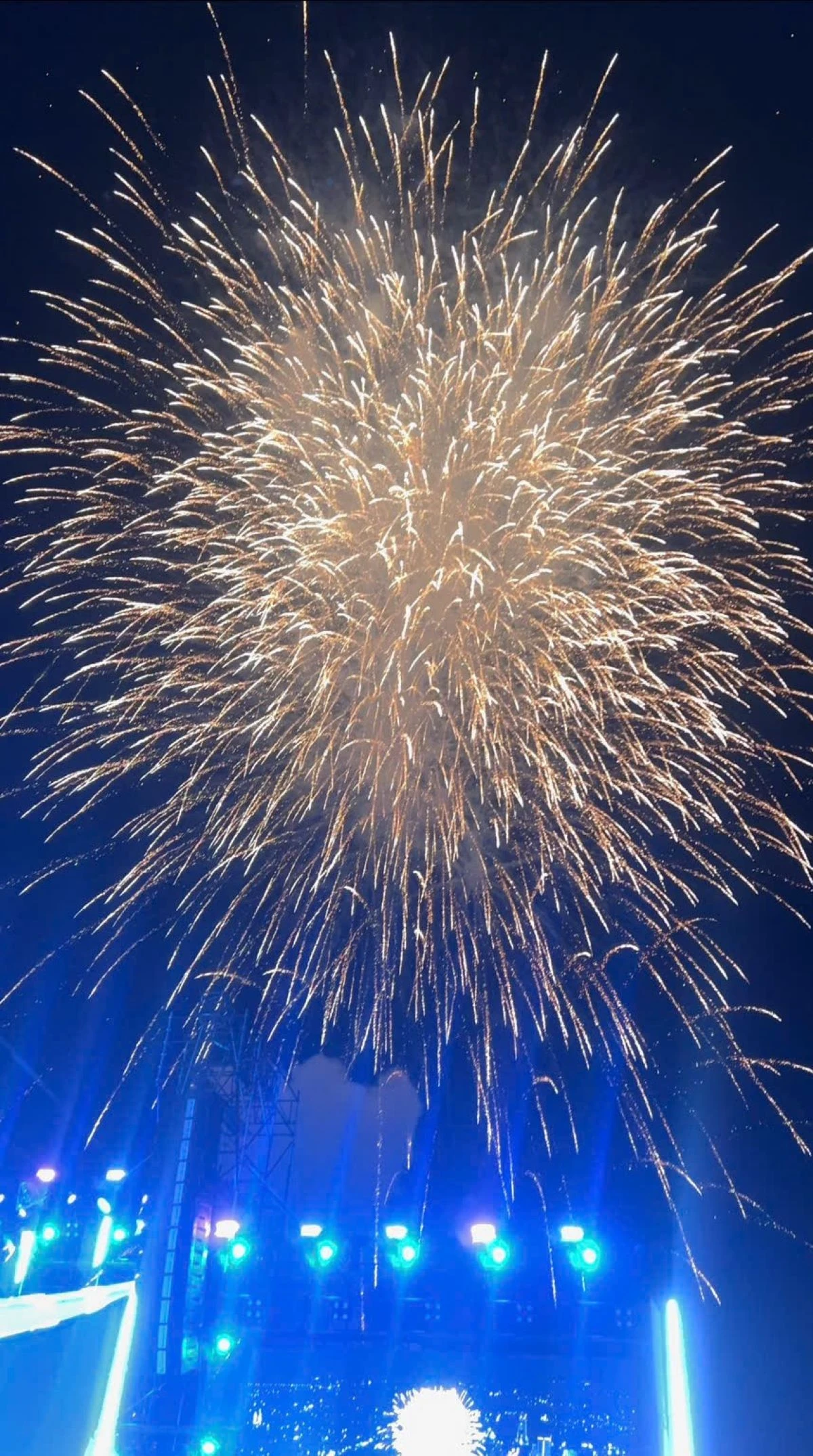 Khai mạc Lễ hội du lịch Sầm Sơn năm 2026: “Sầm Sơn - Khát vọng rực rỡ”