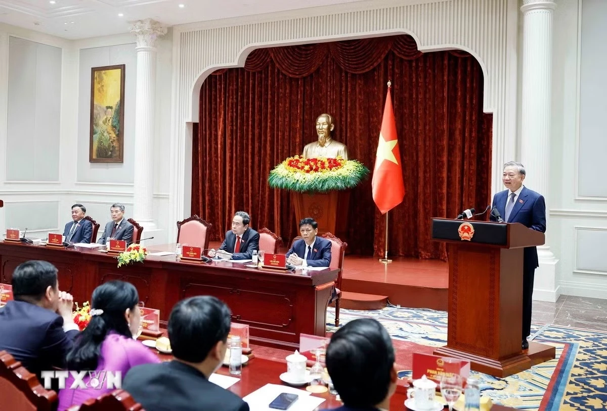 Tiếp tục đổi mới căn bản tư duy về công tác dân tộc và chính sách dân tộc