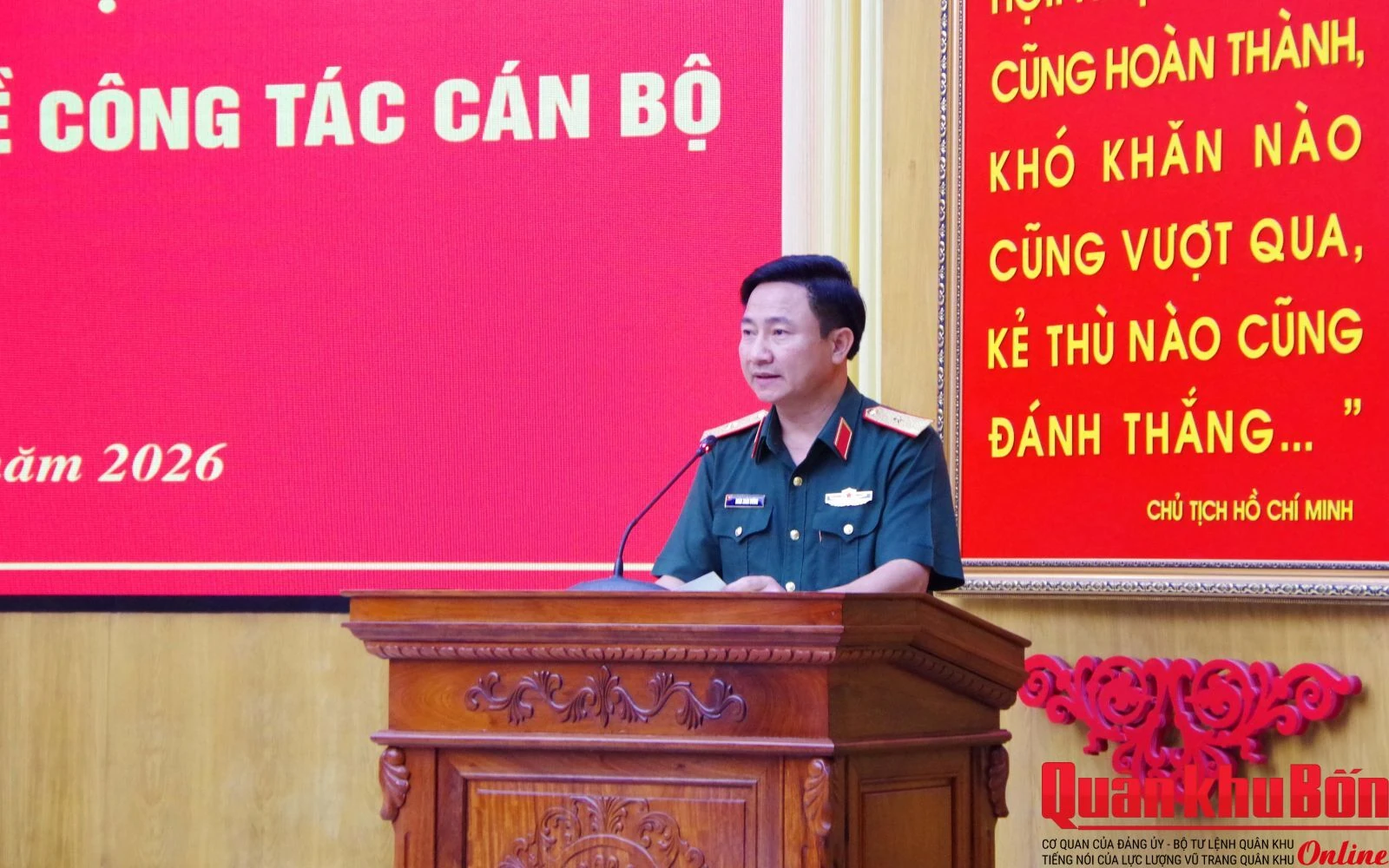 Quân khu 4 công bố, trao quyết định về công tác cán bộ