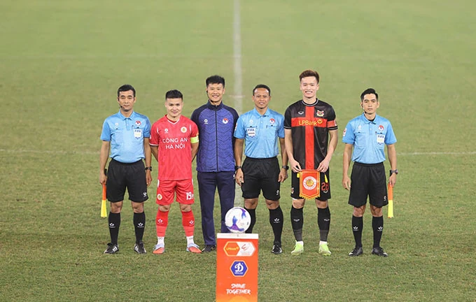 Trọng tài FIFA người Malaysia điều hành trận đấu của Đông Á Thanh Hóa; Italy bác bỏ đề xuất thay thế Iran tham dự World Cup 2026