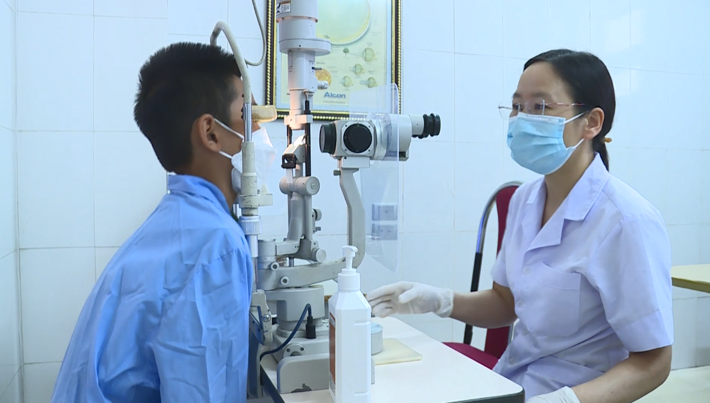 Ánh sáng xanh – tác nhân âm thầm ảnh hưởng thị lực