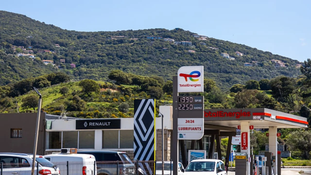 Khủng hoảng năng lượng tiếp tục phủ bóng lên châu Âu