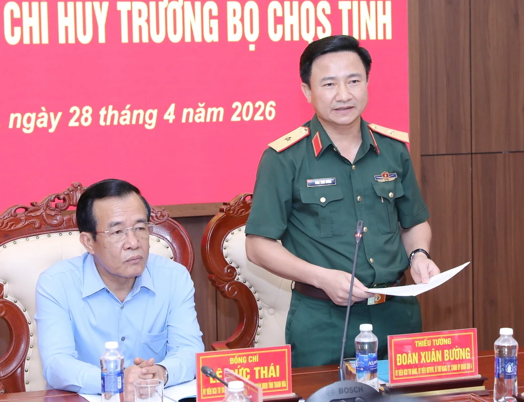 Hội nghị bàn giao chức vụ Chỉ huy trưởng Bộ Chỉ huy Quân sự tỉnh