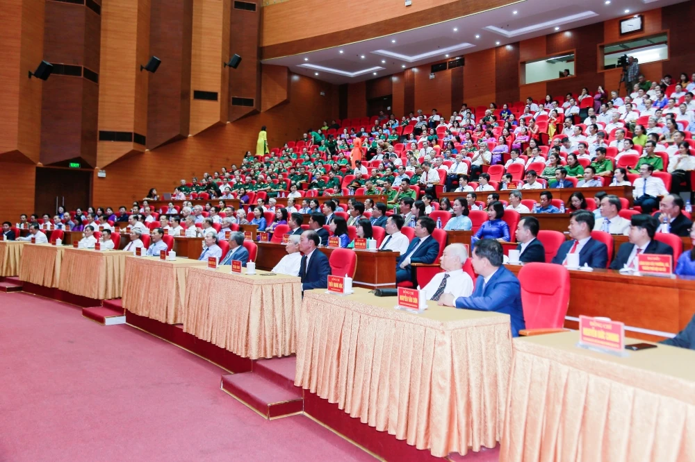 Kỷ niệm 65 năm kết nghĩa thị xã Thanh Hóa - thị xã Hội An