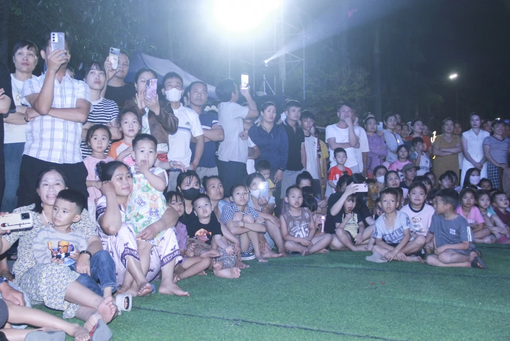 Tổng duyệt chương trình khai mạc Lễ hội du lịch biển Hải Tiến năm 2026