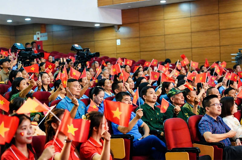 Sức hấp dẫn của các chương trình chính luận nghệ thuật trên kênh sóng TTV