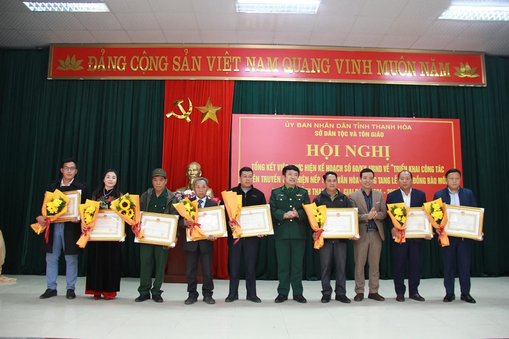 Đưa chính sách đến gần với đồng bào dân tộc thiểu số và miền núi xứ Thanh