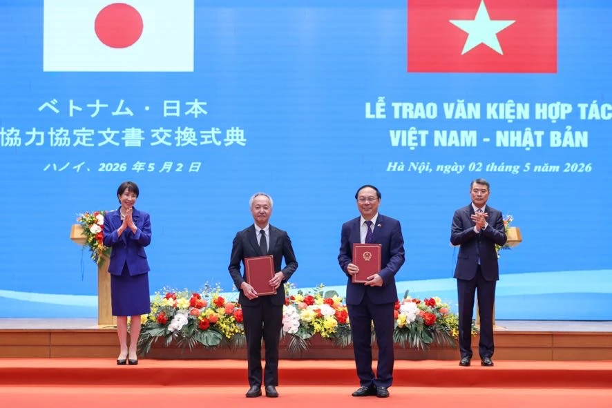 Việt Nam, Nhật Bản trao nhiều văn kiện hợp tác quan trọng