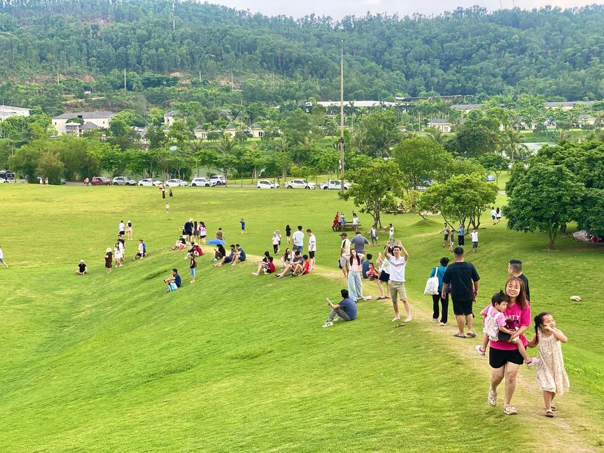 Du lịch Thanh Hóa đón hơn 1,7 triệu lượt khách trong 2 kỳ nghỉ lễ