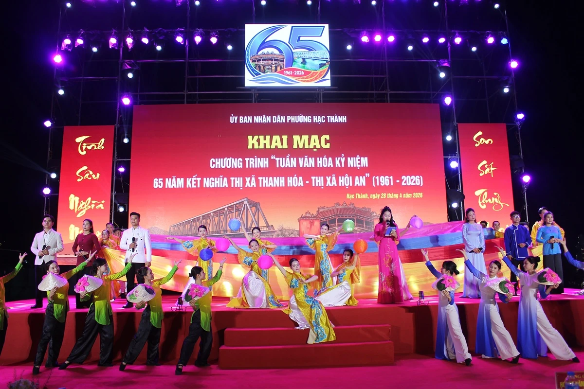 Khai mạc Tuần Văn hóa kỷ niệm 65 năm kết nghĩa thị xã Thanh Hóa - thị xã Hội An