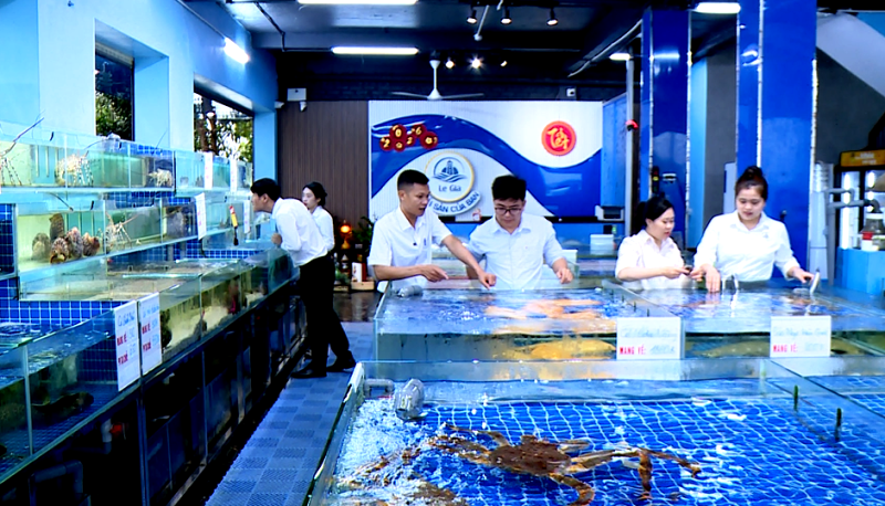 Hải sản “đắt hàng” dịp nghỉ lễ