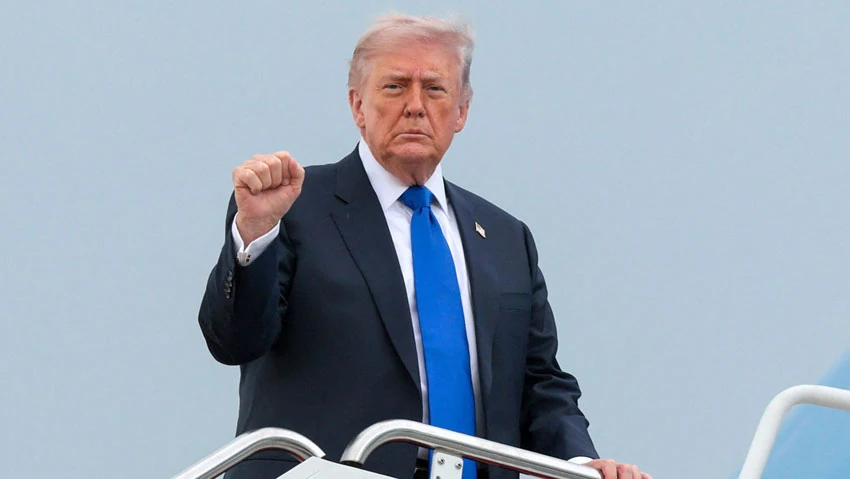 Tổng thống Donald Trump nói Iran có thể gọi điện nếu muốn đàm phán