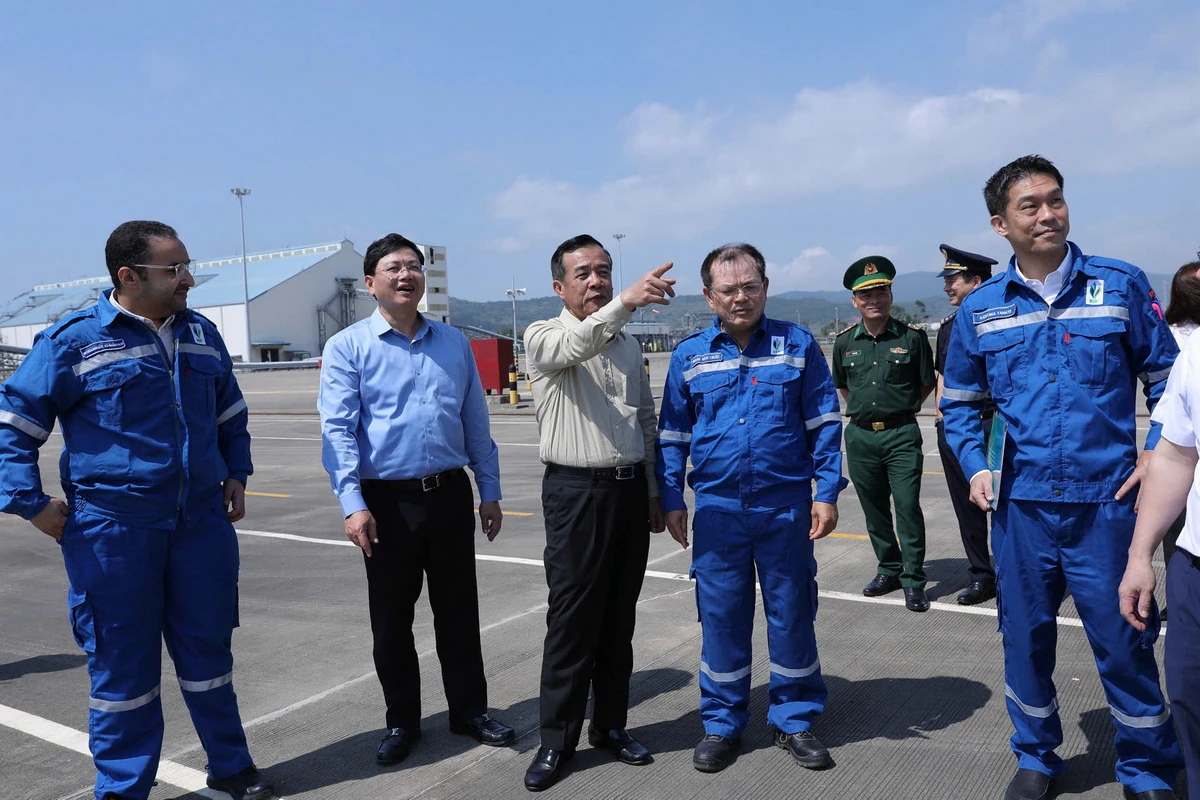 Bí thư Tỉnh ủy Lê Đức Thái: Nhận diện rõ “điểm nghẽn”, tạo đột phá để phát triển Khu Kinh tế Nghi Sơn xứng với tầm vóc và sự kỳ vọng
