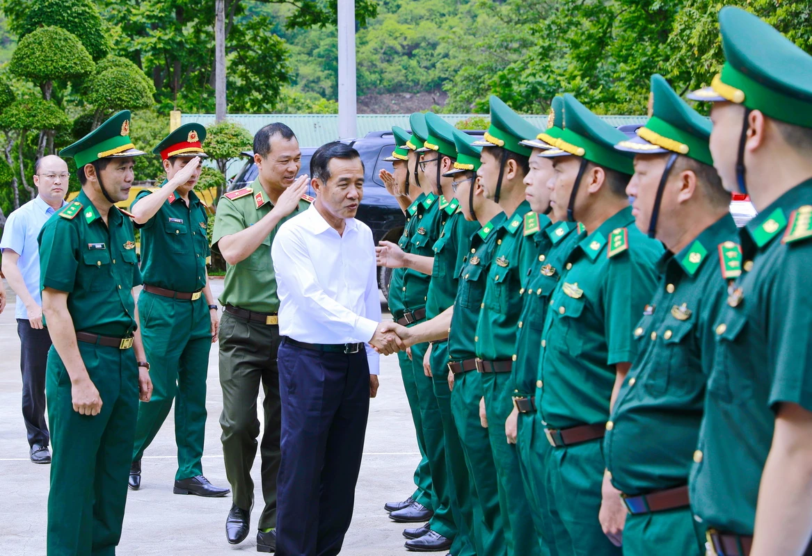 Bí thư Tỉnh ủy Lê Đức Thái kiểm tra tình hình đời sống và việc thực hiện nhiệm vụ của cấp ủy, chính quyền, lực lượng vũ trang vùng cao biên giới