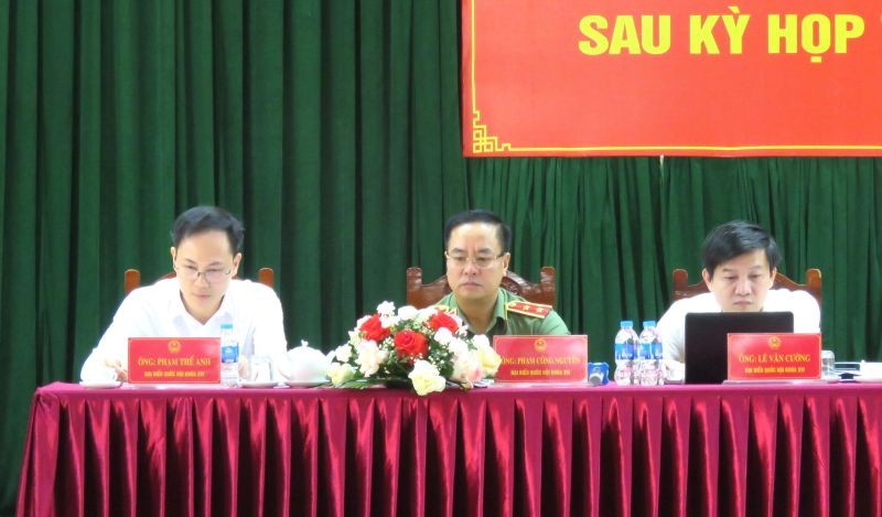 Đại biểu Quốc hội tiếp xúc cử tri tại xã Hoằng Tiến và phường Nam Sầm Sơn