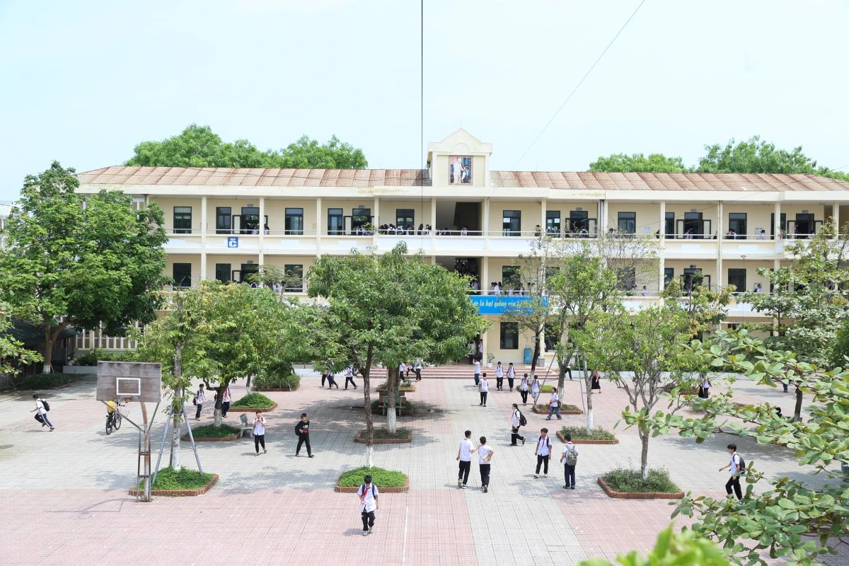 Lập lại trật tự tuyển sinh ở Hạc Thành (Bài 2): Chặn “cuộc đua” vào “trường điểm”