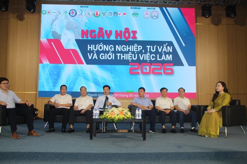 Ngày hội hướng nghiệp, tư vấn, giới thiệu việc làm tại Trường Đại học Y Hà Nội phân hiệu Thanh Hóa