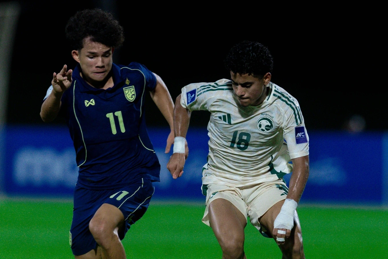 Đội tuyển Việt Nam rơi vào bảng đấu khó tại Asian Cup 2027; CLB Nam Định bác bỏ tin đồn nhà tài trợ rút lui