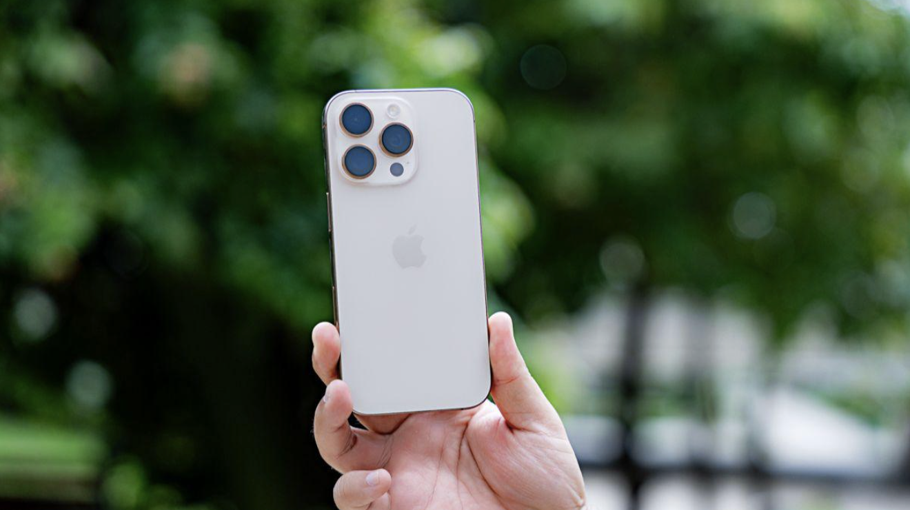 iPhone 16 Pro vẫn “đè bẹp” máy mới? - Top iPhone mới