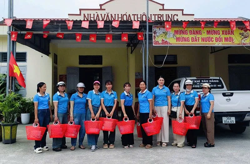 Hội viên phụ nữ chung tay bảo vệ môi trường