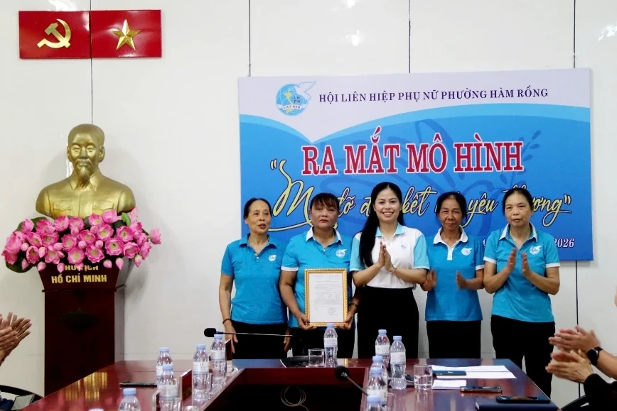 Phụ nữ phường Hàm Rồng ra mắt mô hình mẹ đỡ đầu trẻ mồ côi