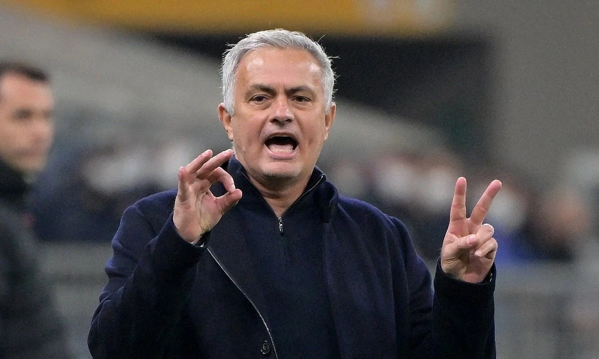 Lộ diện trọng tài bắt chung kết Champions League; U17 Việt Nam: Hy vọng cuối của Đông Nam Á đua vé dự World Cup