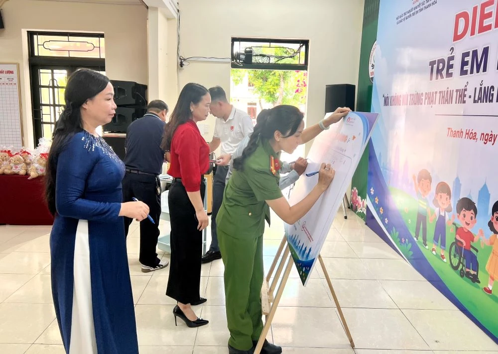 Chung tay xây dựng môi trường an toàn, yêu thương và không bạo lực với trẻ em